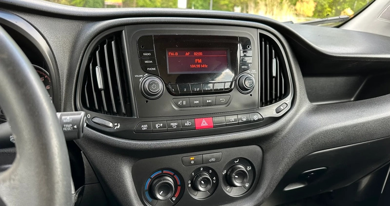 Fiat Doblo cena 39900 przebieg: 249000, rok produkcji 2016 z Wrocław małe 211
